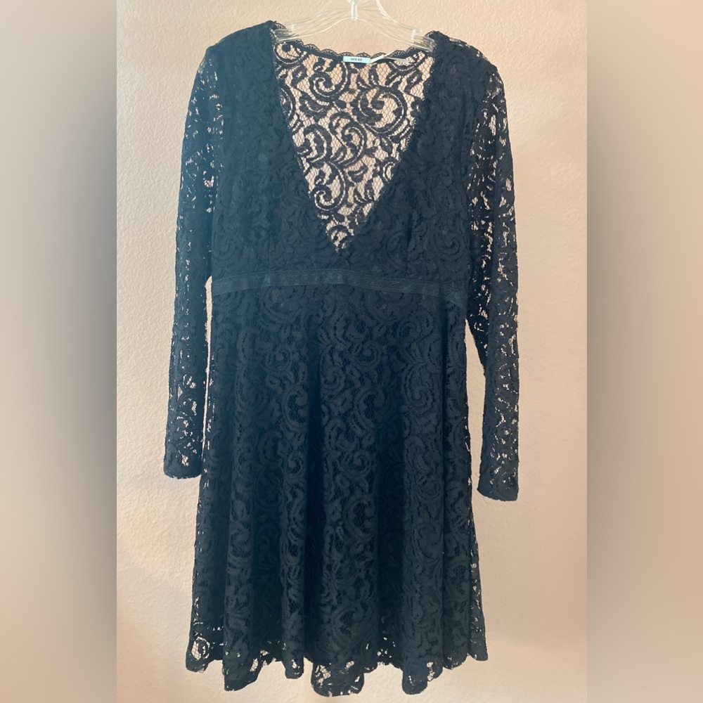 Black Lace Beauty by Kimchi Blue S10